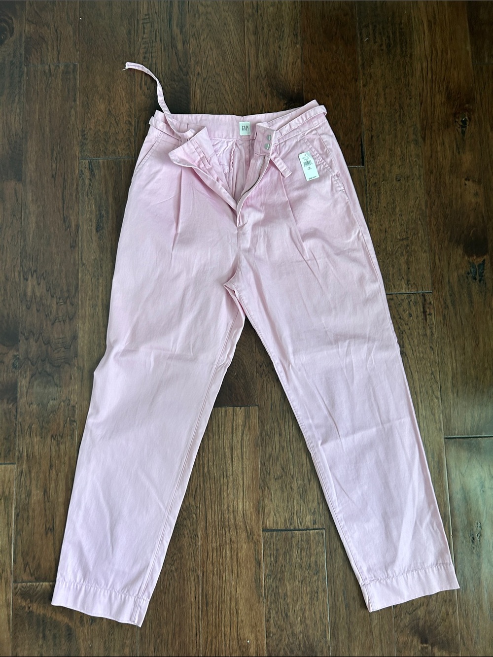 Gap women’s size 10 tall NWT Light Pink High-Waist Tapered Pants